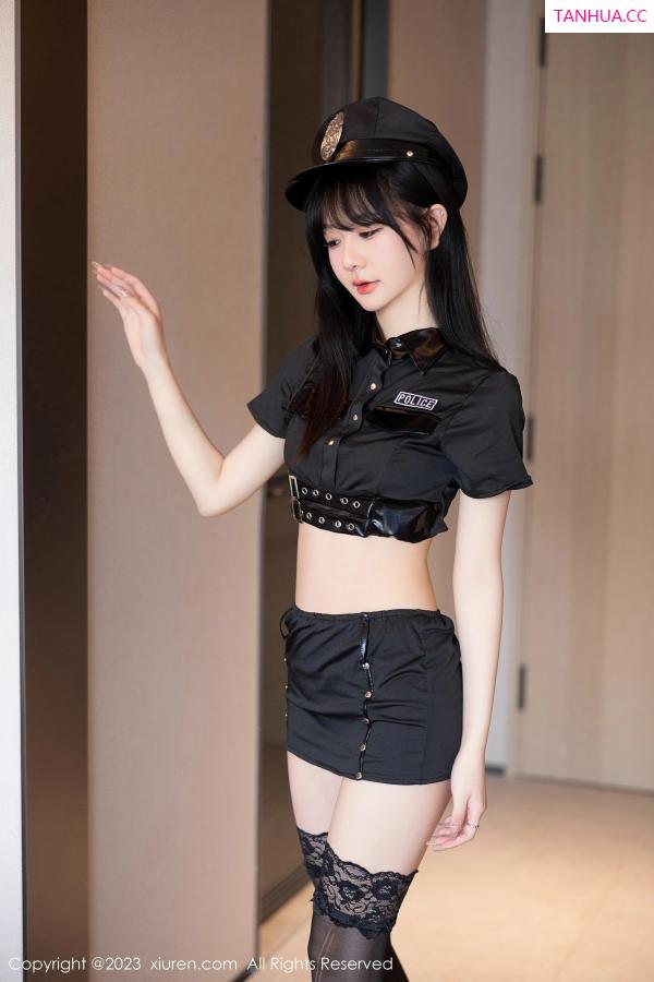   [XiuRen]高清写真图 2023.06.02 No.6851 幼幼 制服美腿第7张图片